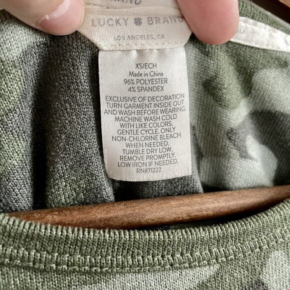 Lucky Brand Size XS T-Shirt - Green Camo Short Sleeve Summer Trendy - Picture 5 of 7